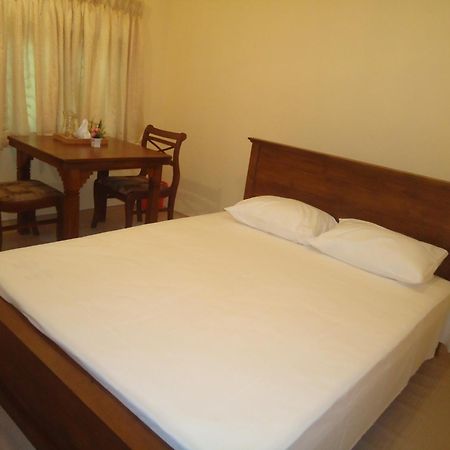 Guest House كادويلا المظهر الخارجي الصورة